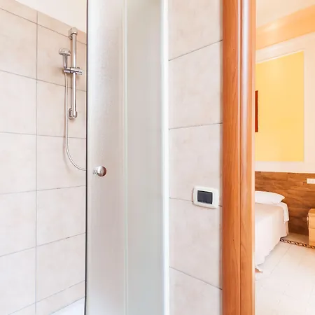 Furio Camillo Πανσιόν