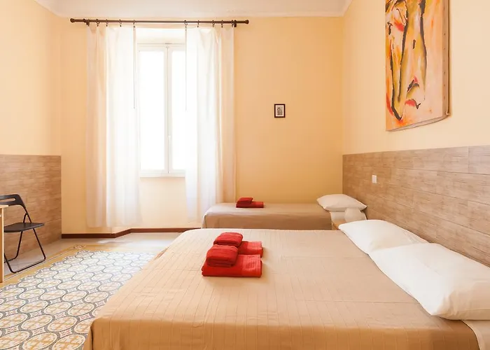 フーリオ カミッロ ゲストハウス 3*